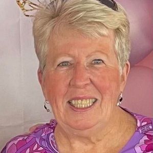 Meet your Posher, Cynthia